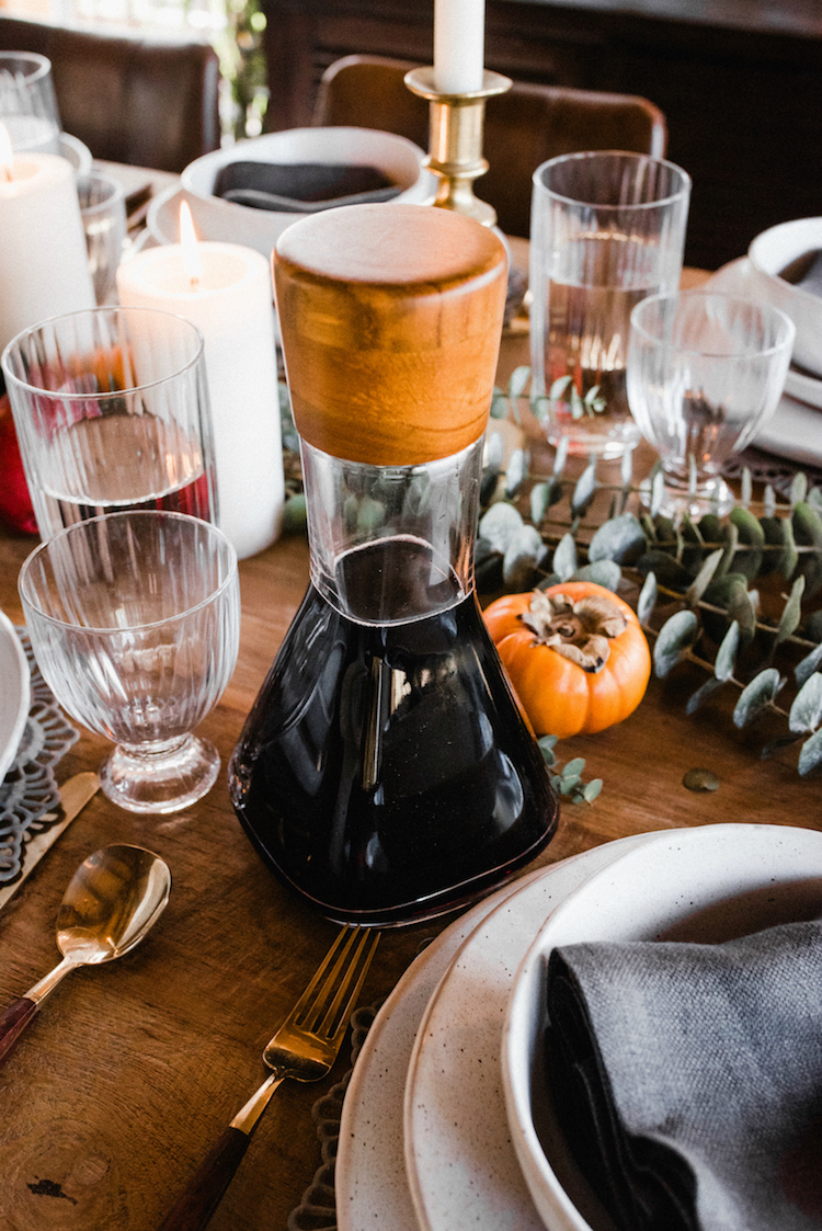 Creating the Perfect Friendsgiving Dinner