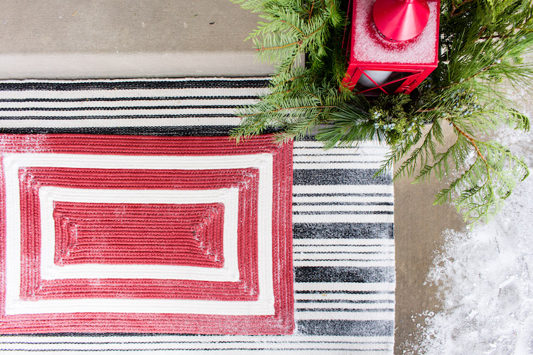 Festive Outdoor Christmas Decorations