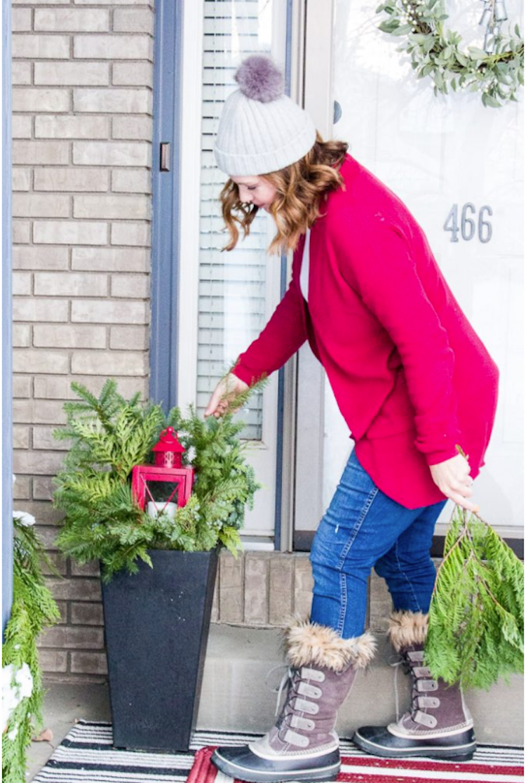 Festive Outdoor Christmas Decorations