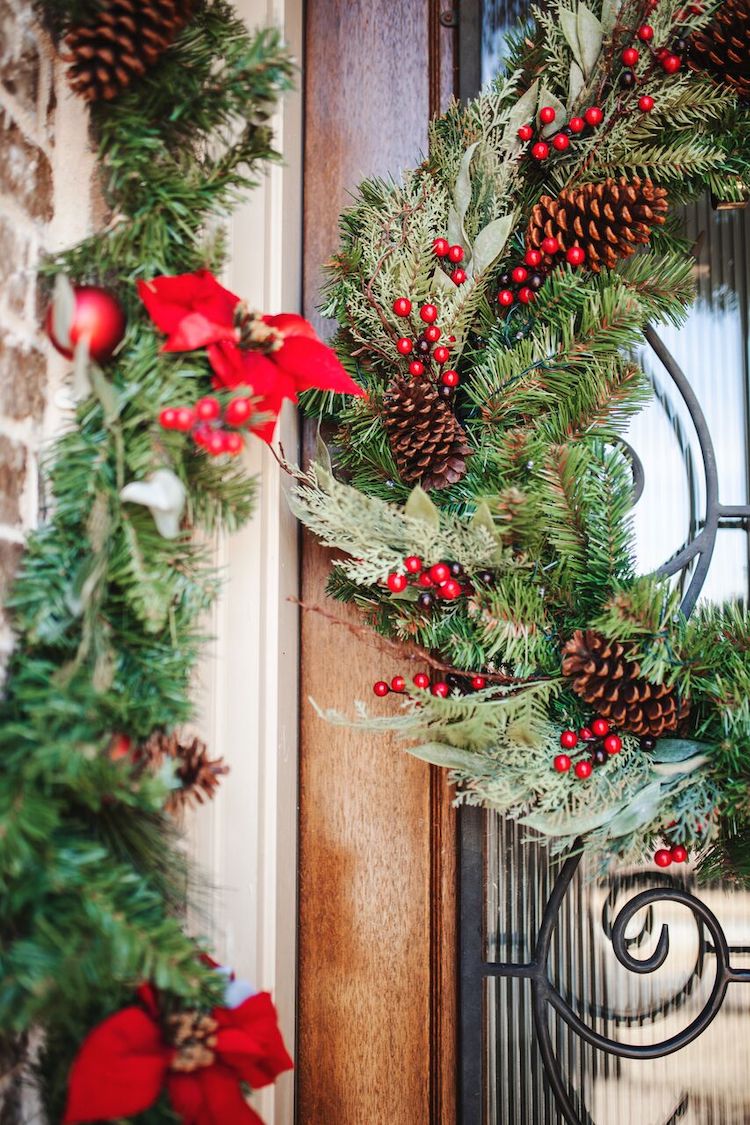 Outdoor Holiday Decor