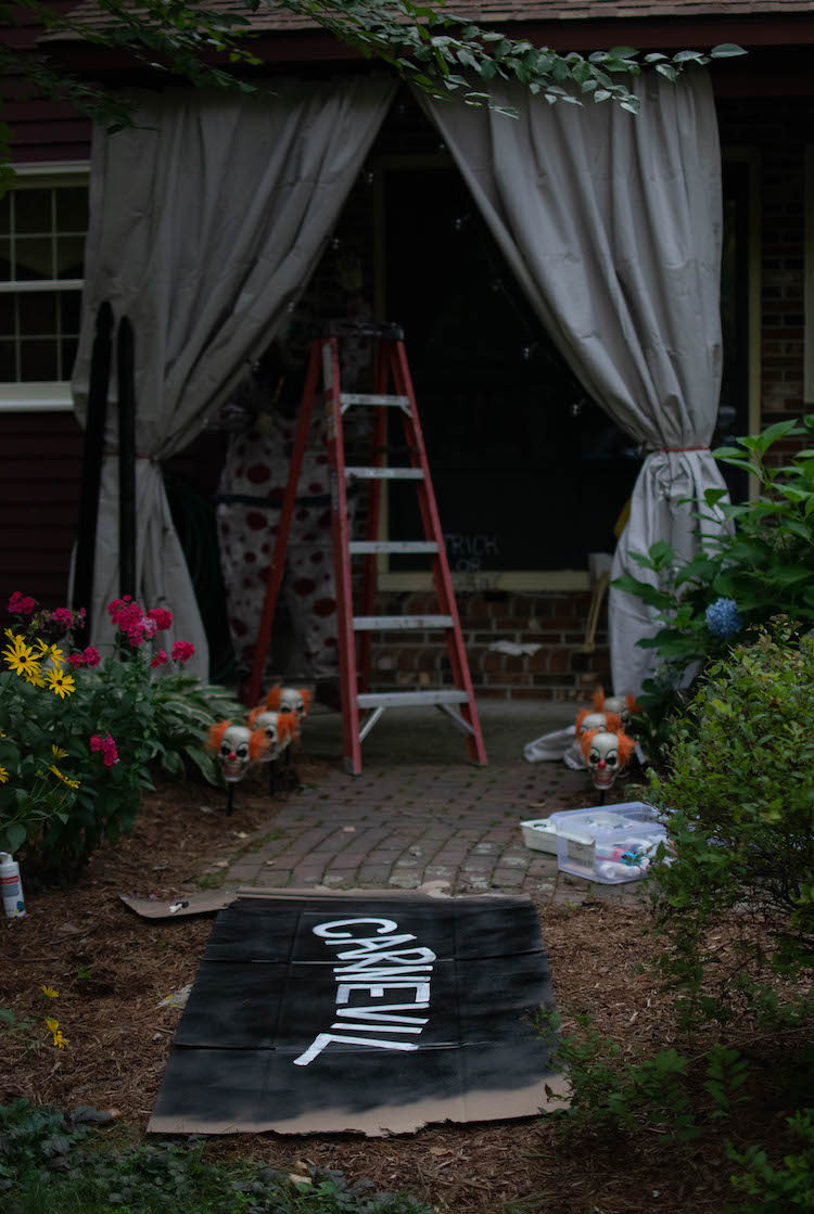 Creating a Spooky Carnival Porch Display for Halloween