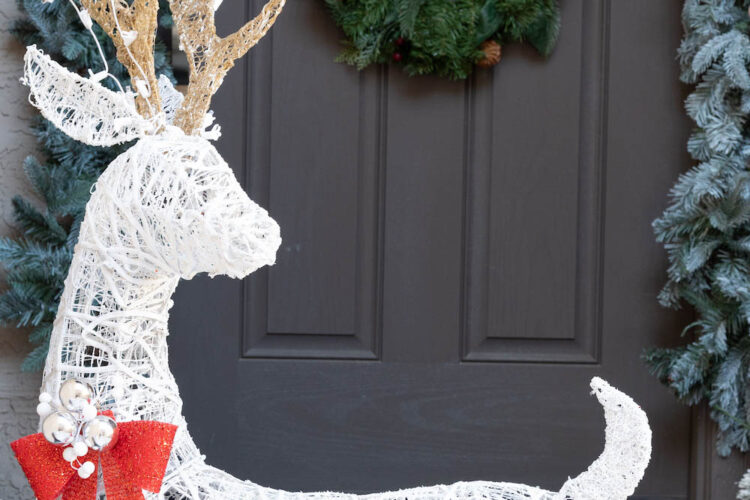 Balancing Traditional and Neutral Holiday Decor